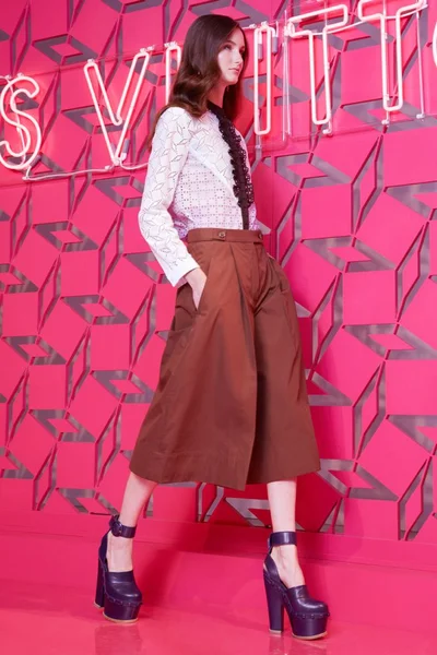 Look 8